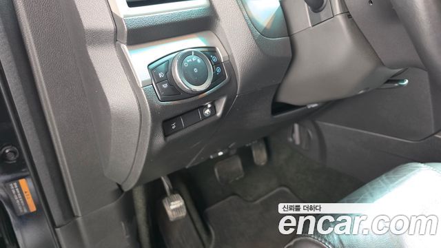 Ford Explorer 2013 — photo 20