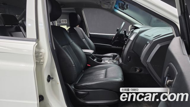 KG Mobility KORANDO 2017 — photo 17