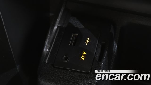 KG Mobility KORANDO 2017 — photo 23