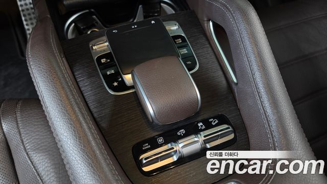 Mercedes-Benz GLS-Class 2020 — photo 21