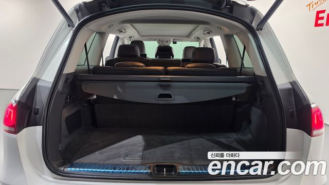 Mercedes-Benz GLS-Class 2020 — photo 26