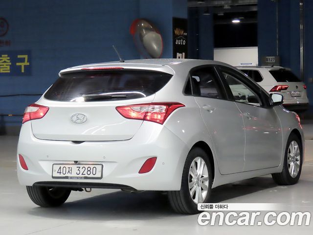Hyundai i30 2012 — photo 2