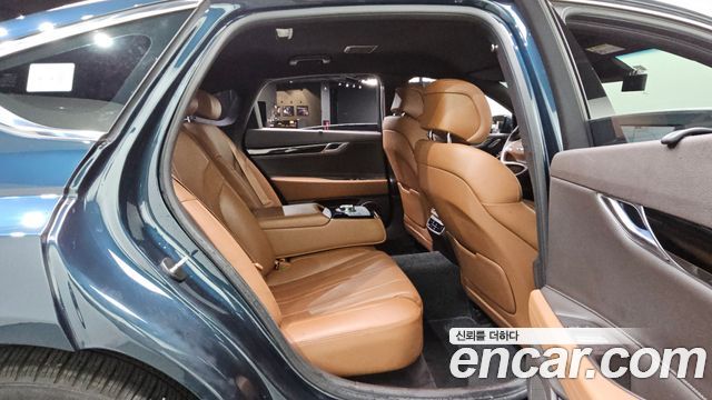 Genesis G80 2023 — photo 18