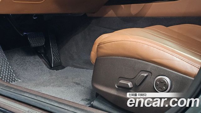 Genesis G80 2023 — photo 20