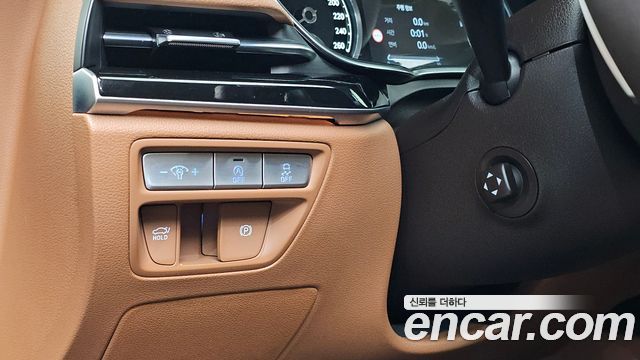 Genesis G80 2023 — photo 21