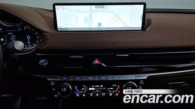 Genesis G80 2023 — photo 25