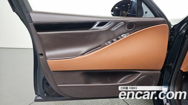 Genesis G80 2023 — photo 14