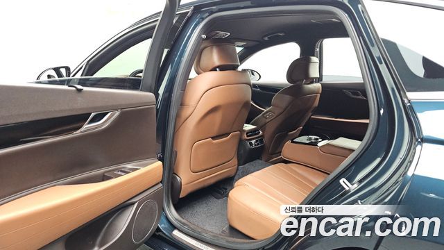 Genesis G80 2023 — photo 16