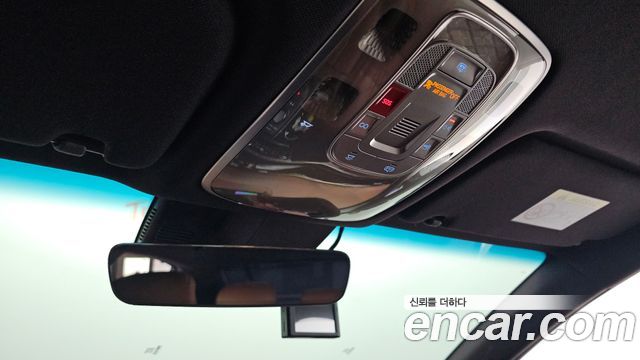 Genesis G80 2023 — photo 28