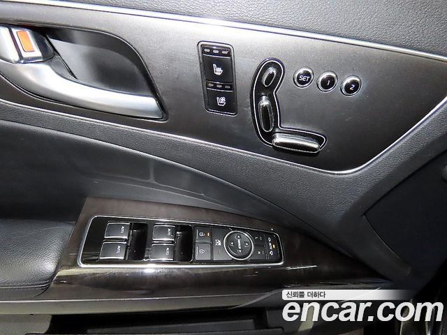 Kia K9 2014 — photo 13