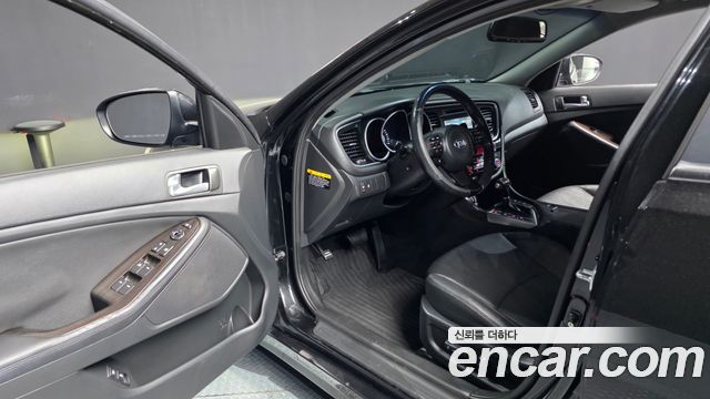 Kia K5 2015 — photo 13
