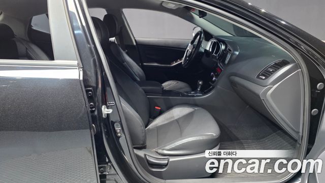 Kia K5 2015 — photo 17