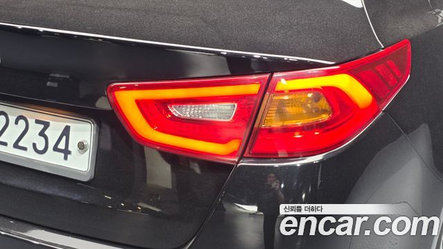 Kia K5 2015 — photo 9