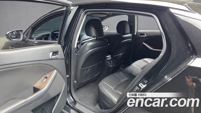Kia K5 2015 — photo 16