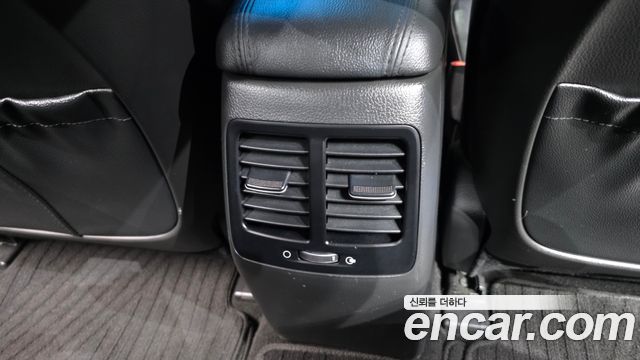 Kia K5 2015 — photo 31