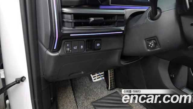Hyundai Santafe 2025 — photo 35