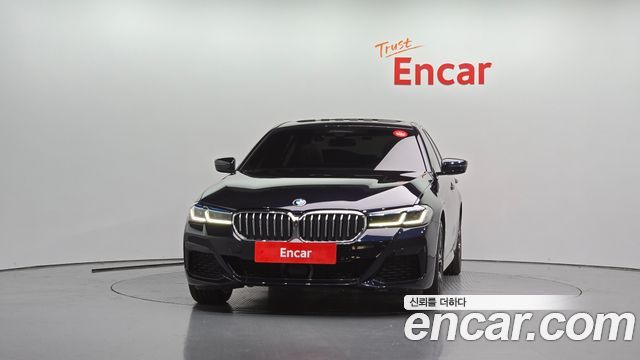 BMW 5-Series 2021 — photo 3
