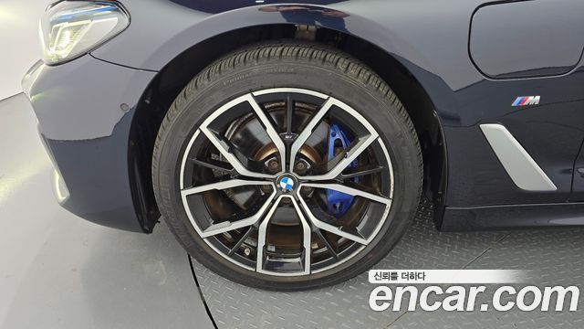 BMW 5-Series 2021 — photo 5