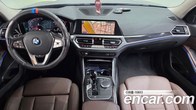 BMW 3-Series 2022 — photo 10