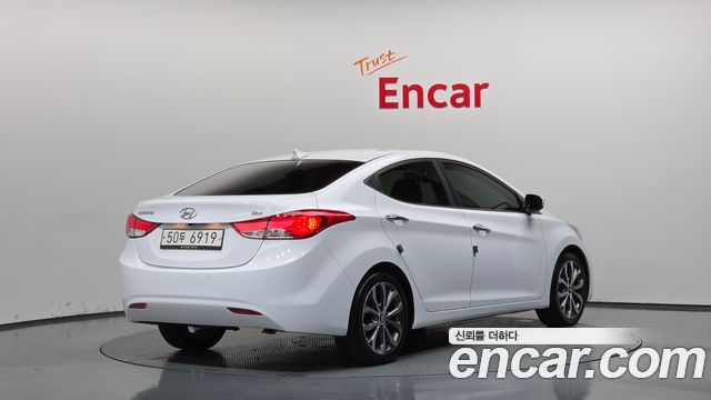 Hyundai AVANTE 2014 — photo 2