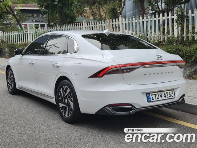 Hyundai Grandeur 2023 — photo 2