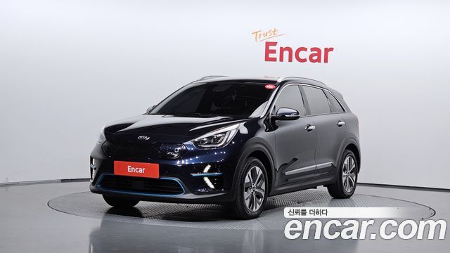 Kia Niro 2019 — photo 1