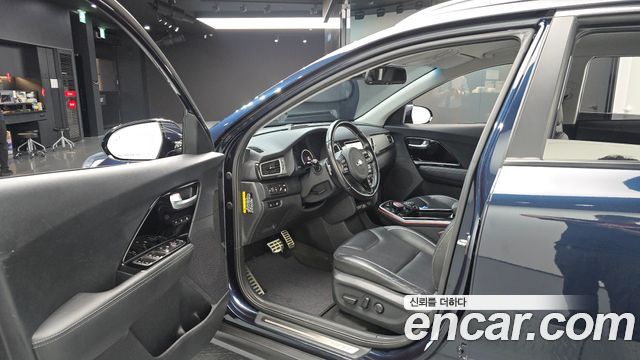 Kia Niro 2019 — photo 13