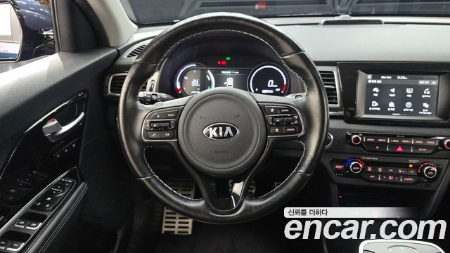 Kia Niro 2019 — photo 19