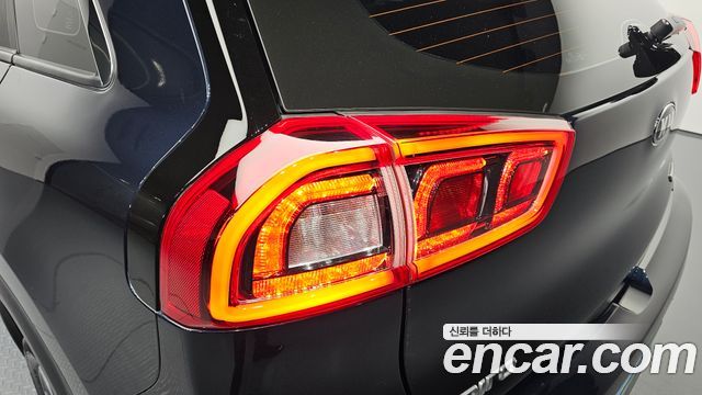 Kia Niro 2019 — photo 9