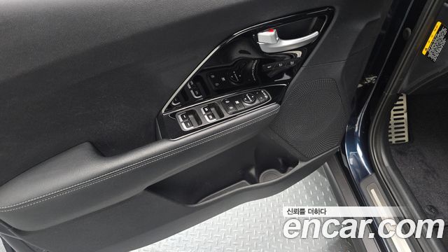 Kia Niro 2019 — photo 14