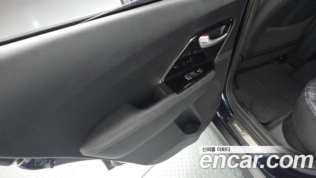 Kia Niro 2019 — photo 15