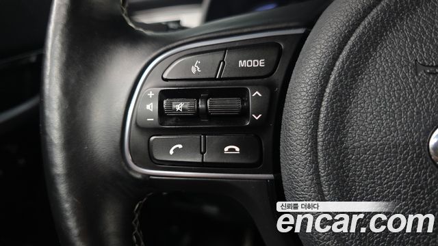 Kia Niro 2019 — photo 28