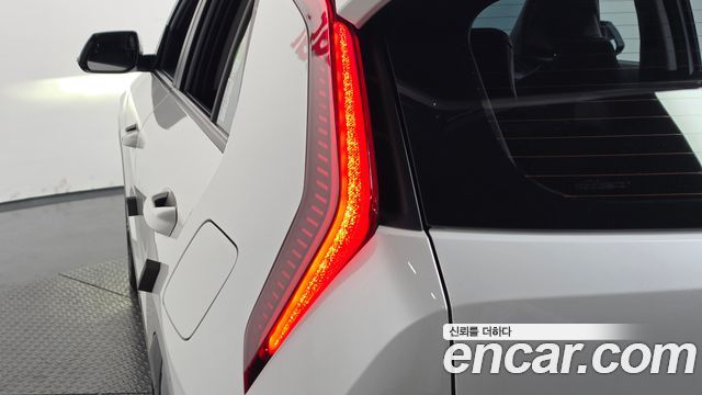 Kia Niro 2022 — photo 9