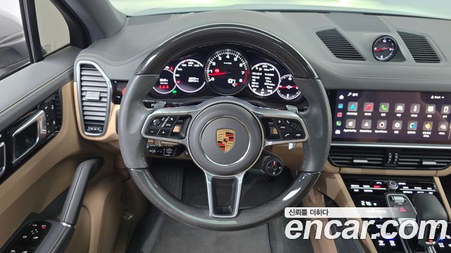 Porsche Cayenne 2023 — photo 20