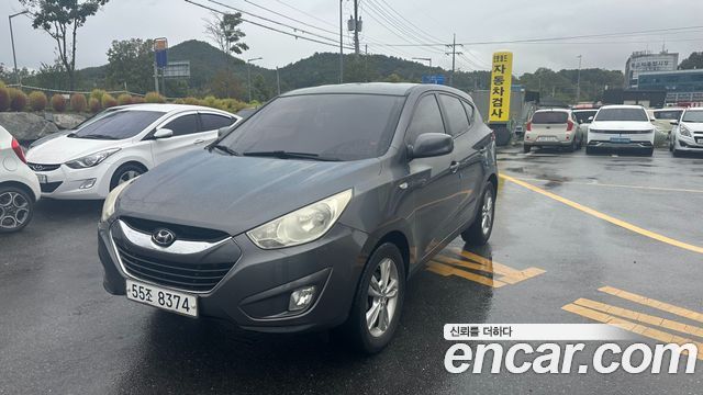 Hyundai Tucson 2011 — photo 2
