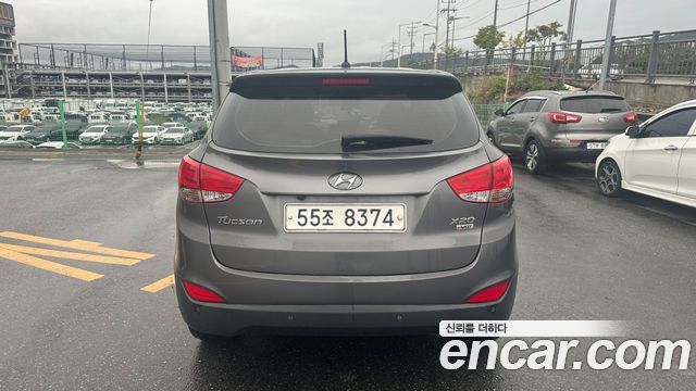 Hyundai Tucson 2011 — photo 3