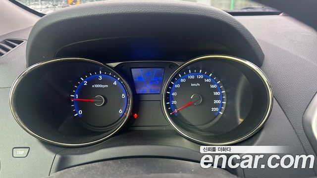Hyundai Tucson 2011 — photo 10