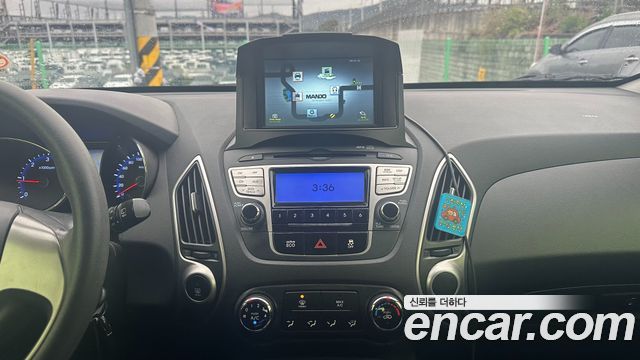 Hyundai Tucson 2011 — photo 12
