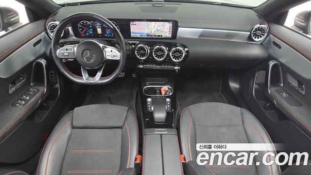 Mercedes-Benz CLA-Class 2022 — photo 7