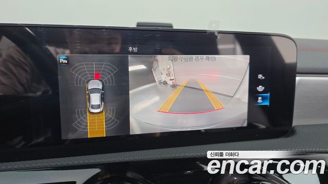 Mercedes-Benz CLA-Class 2022 — photo 13