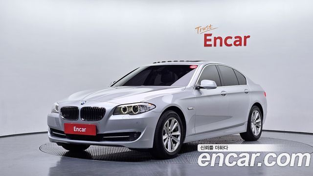 BMW 5-Series 2011 — photo 1