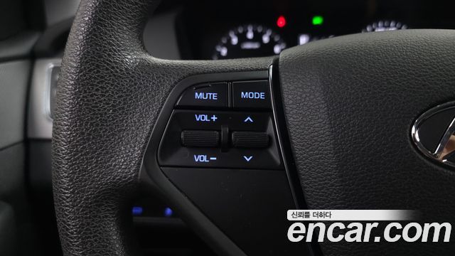 Hyundai Sonata 2016 — photo 30