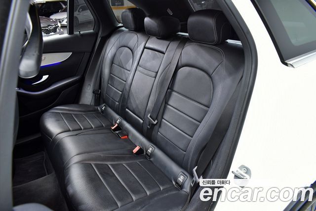 Mercedes-Benz GLC-Class 2021 — photo 11