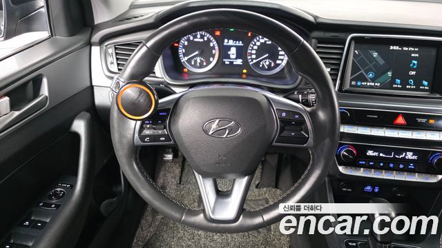 Hyundai Sonata 2018 — photo 13