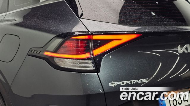 Kia Sportage 2023 — photo 9
