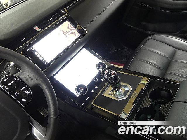 Land Rover Range Rover Evoque 2020 — photo 11