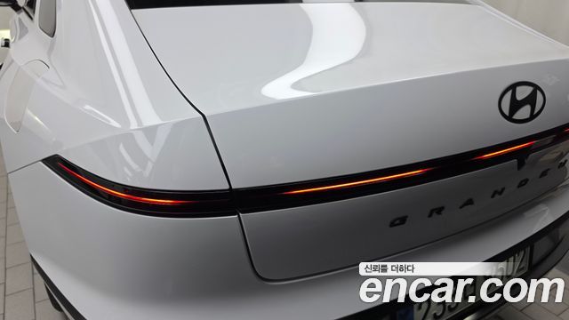 Hyundai Grandeur 2025 — photo 9