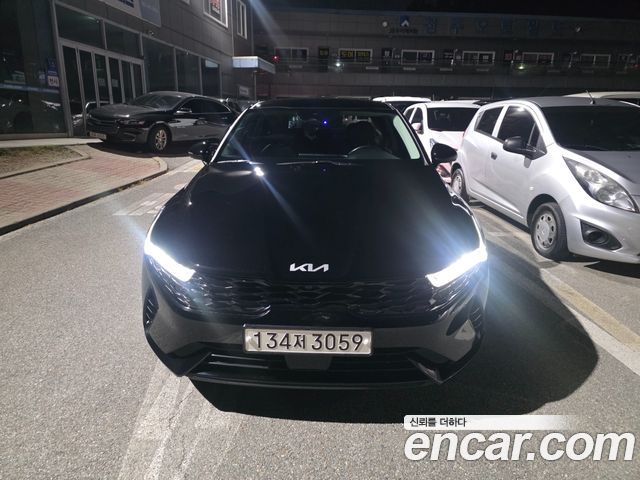 Kia K5 2022 — photo 1