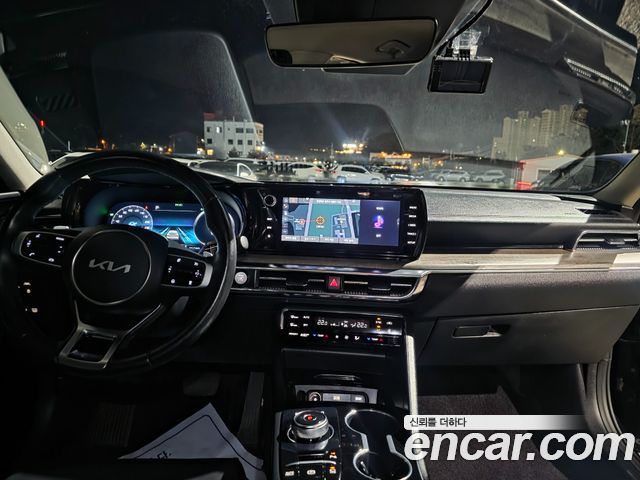 Kia K5 2022 — photo 11