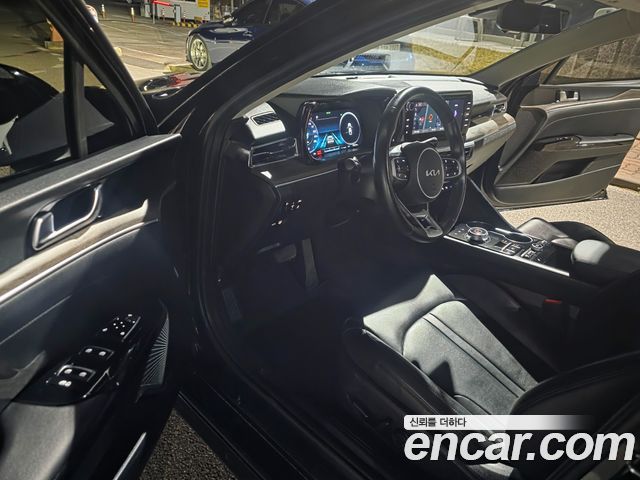 Kia K5 2022 — photo 13
